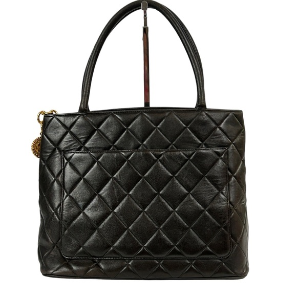CHANEL Quilted Large Logo Black Calfskin Gold Medallion Tote - Picture 3 of 17